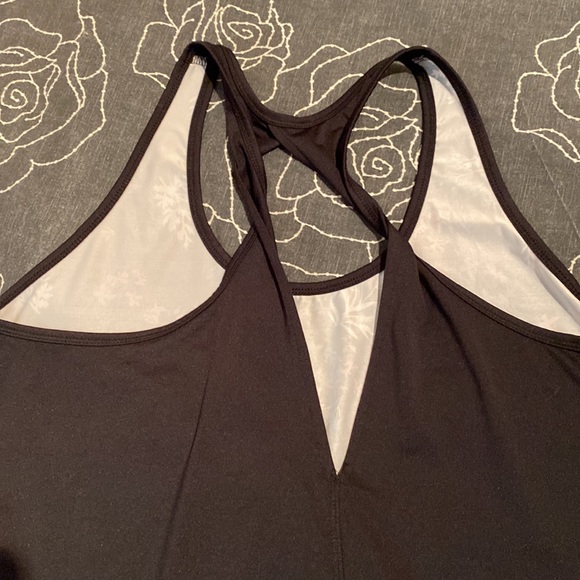 Multi colour tank - Picture 4 of 4